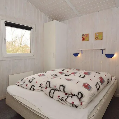 Сasa de vacaciones Three-bedroom Holiday Hemmet With A Fireplace 07 Falen