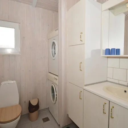 Сasa de vacaciones Three-bedroom Holiday Hemmet With A Fireplace 07