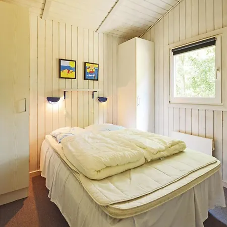 Сasa de vacaciones Three-bedroom Holiday Hemmet With A Fireplace 07